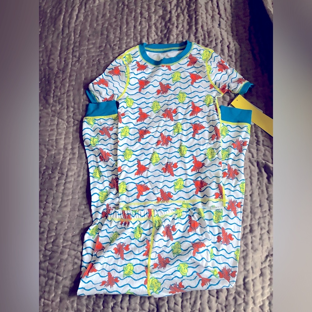 NWT Little Mermaid pajamas size 8